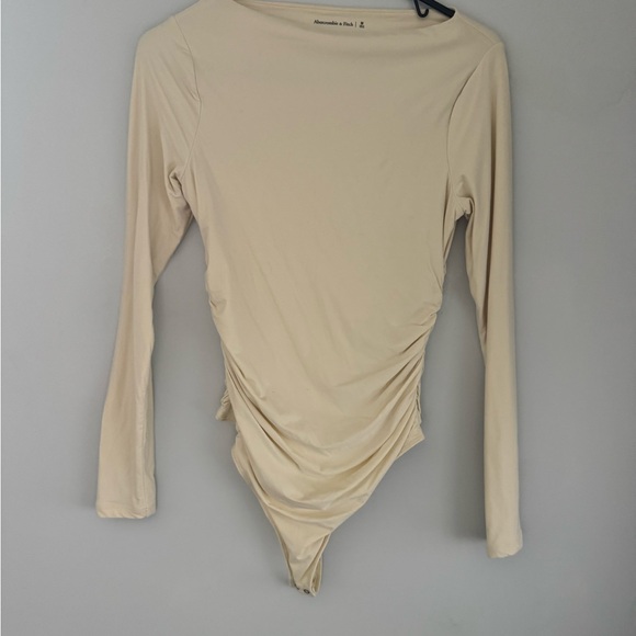 Abercrombie & Fitch Tops - Abercrombie & Fitch Beige Long Sleeve Bodysuit